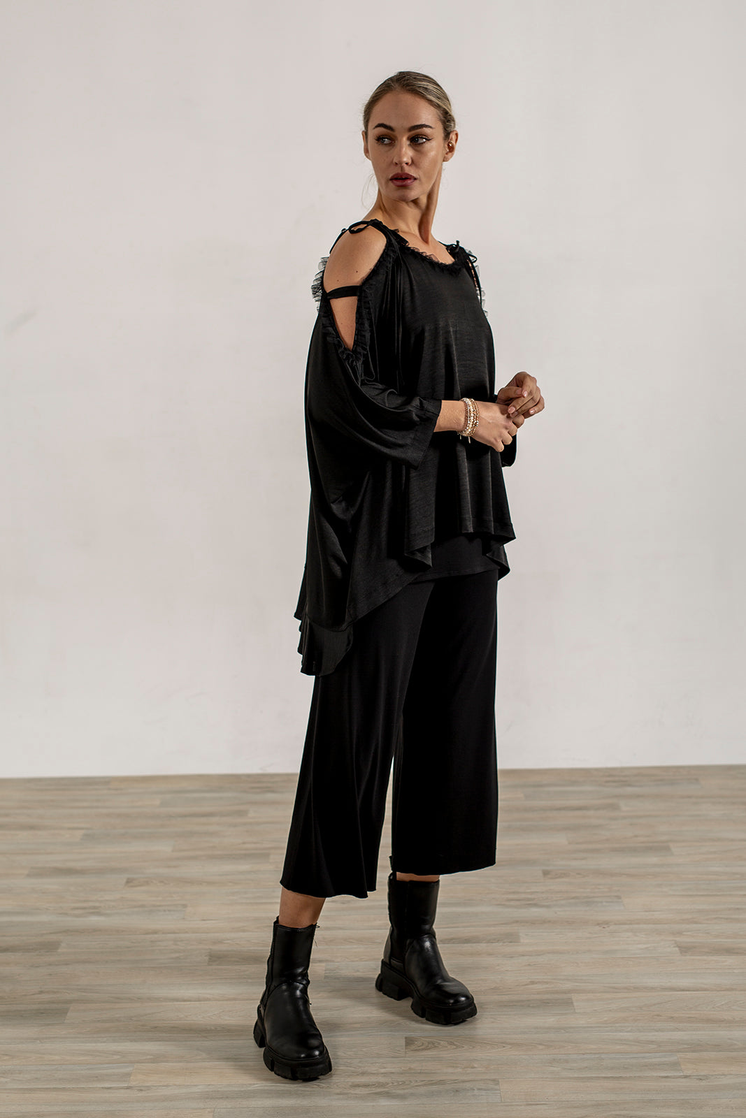 Black Ellen Viscose Jersey Crop Palazzos (narrow)