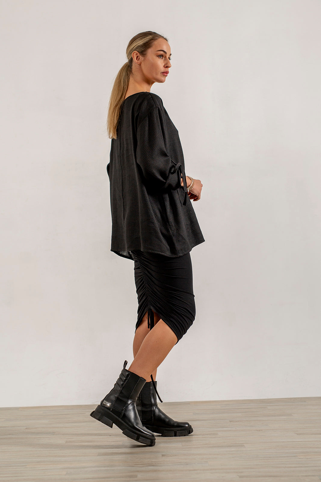 Shannon Viscose Jersey Drawstring Skirt (black)