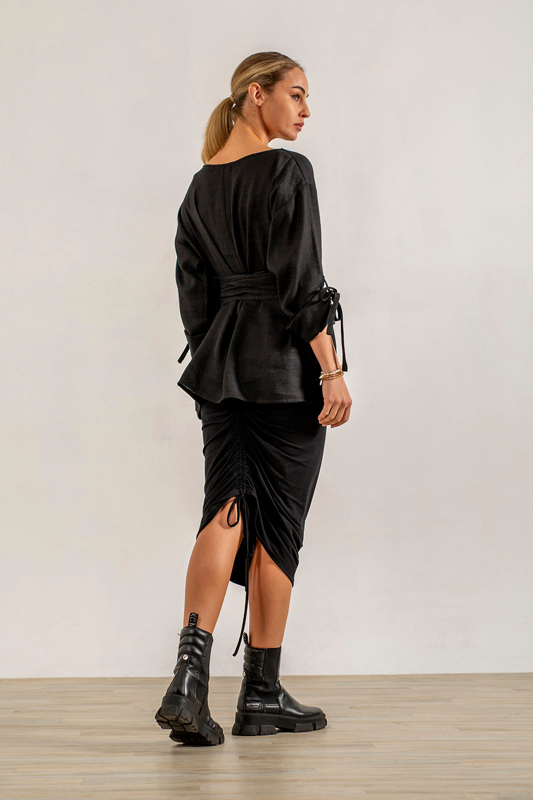 Shannon Viscose Jersey Drawstring Skirt (black)